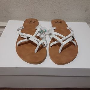 Gigi sandals